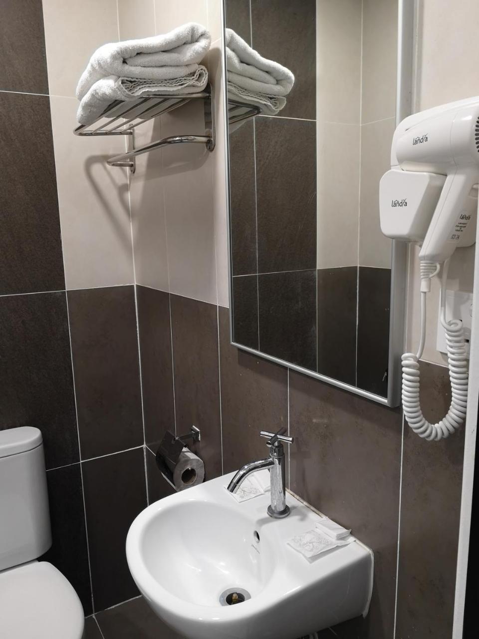 Hotel Signature International China Town 3*