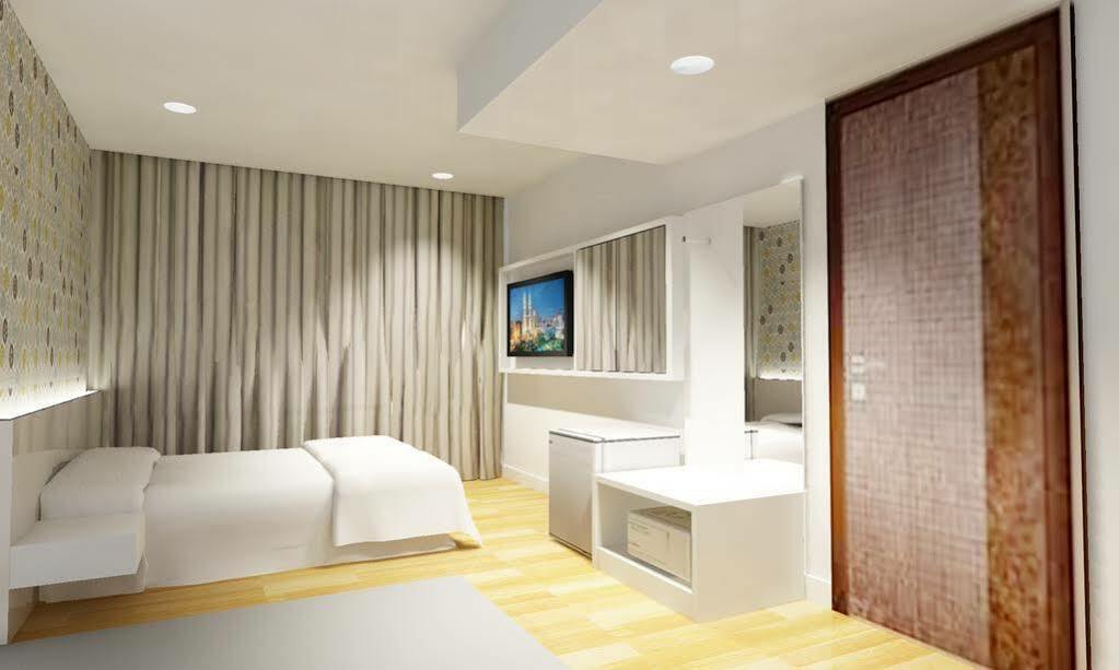 Signature International China Town Hotel 3*