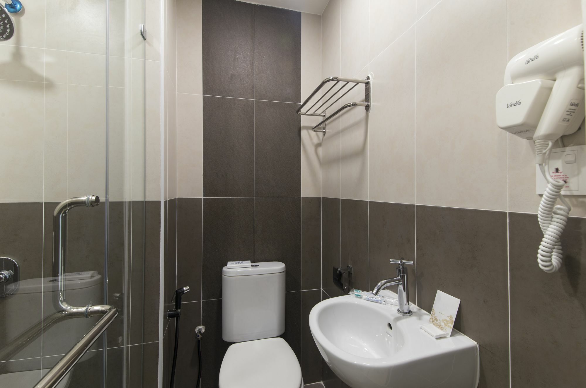 Signature International China Town 3*